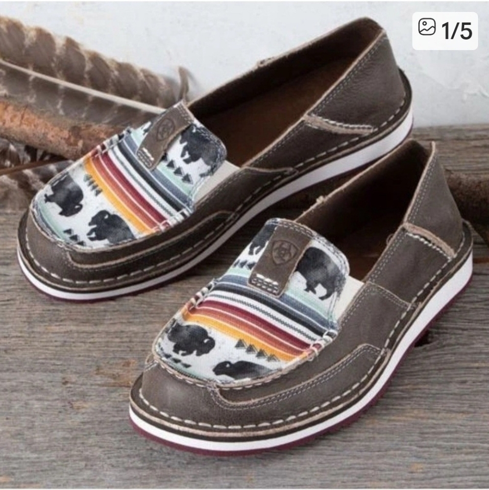 Ariat  Slip On Buffalo Print Cruiser Sz 8.5 NWOT